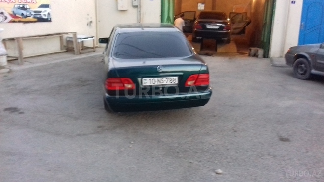 Mercedes E 230 1996, 315 km - 2.3 л - Bakı
