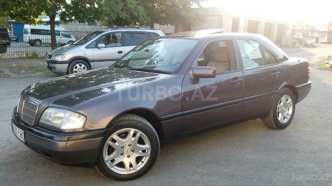 Mercedes C 200 1995, 26,000 km - 2.0 л - Balakən