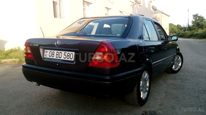 Mercedes C 200 1995, 26,000 km - 2.0 л - Balakən