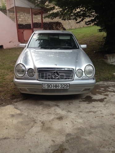 Mercedes E 240 1998, 192,000 km - 2.4 l - Bakı