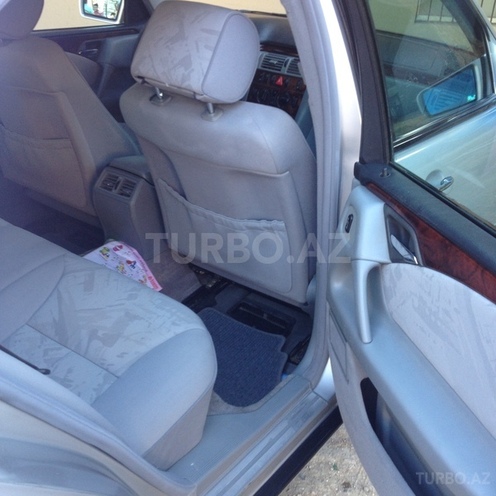 Mercedes E 240 1998, 192,000 km - 2.4 l - Bakı