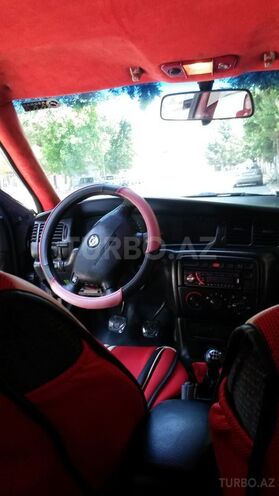 Opel Vectra 1997, 250,000 km - 0.3 l - Mingəçevir