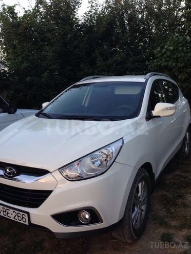 Hyundai ix35 2012, 50,000 km - 2.0 l - Qusar