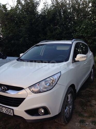 Hyundai ix35 2012, 50,000 km - 2.0 l - Qusar