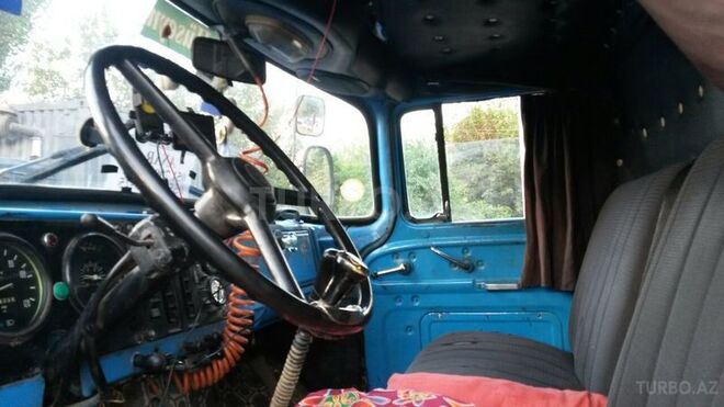 ZIL 130 1991, 628,202 km - 6.0 л - Masallı