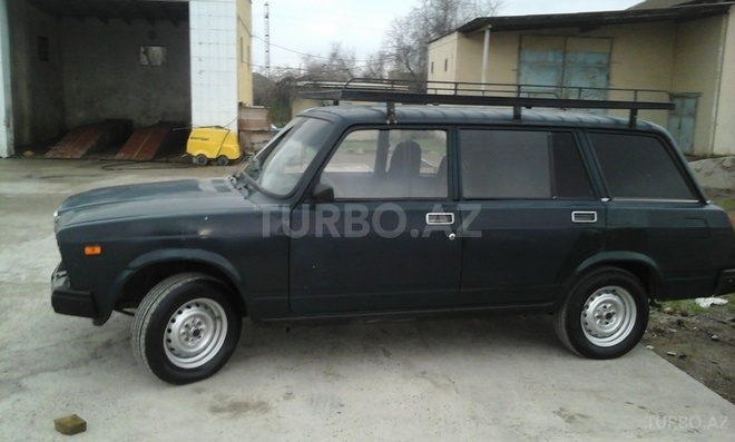 LADA (VAZ) 2104 2004, 55,000 km - 1.6 l - Salyan