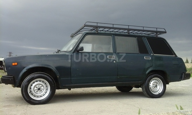LADA (VAZ) 2104 2004, 55,000 km - 1.6 l - Salyan