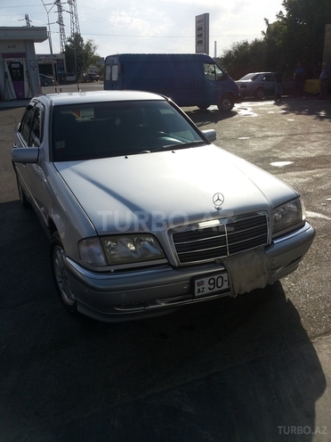 Mercedes C 240 1997, 247,000 km - 2.4 l - Sumqayıt