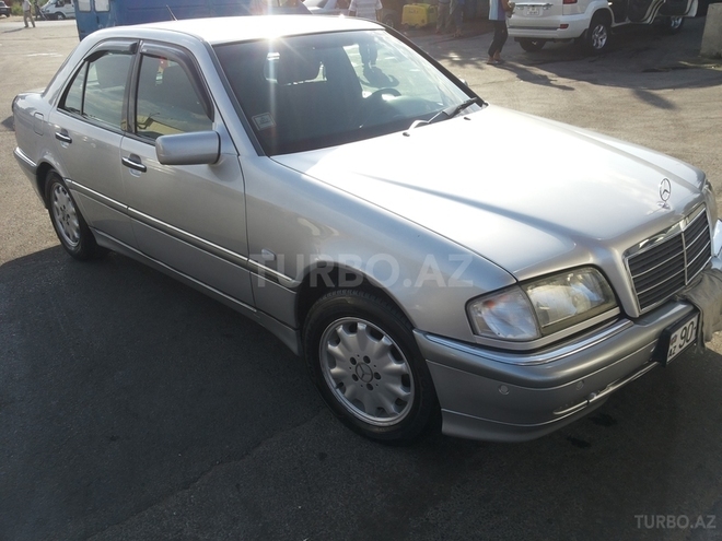 Mercedes C 240 1997, 247,000 km - 2.4 l - Sumqayıt