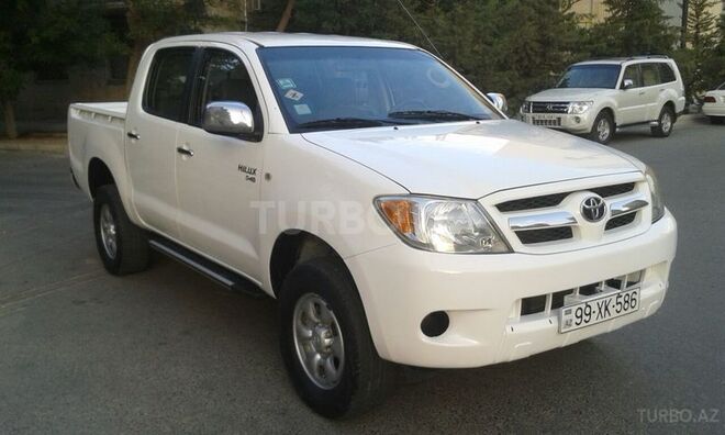 Toyota Hilux 2007, 178,677 km - 2.5 l - Bakı