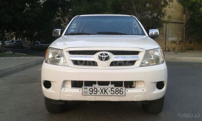 Toyota Hilux 2007, 178,677 km - 2.5 l - Bakı