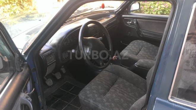 GAZ 3110 2000, 180,000 km - 0.3 l - Sumqayıt
