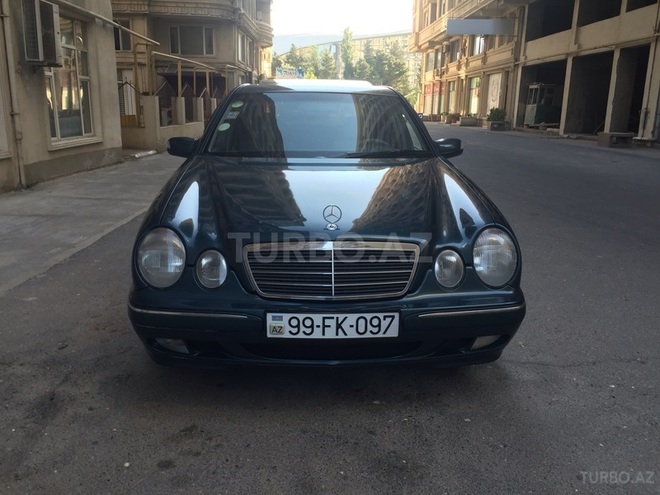 Mercedes E 200 1999, 237,000 km - 2.0 l - Bakı