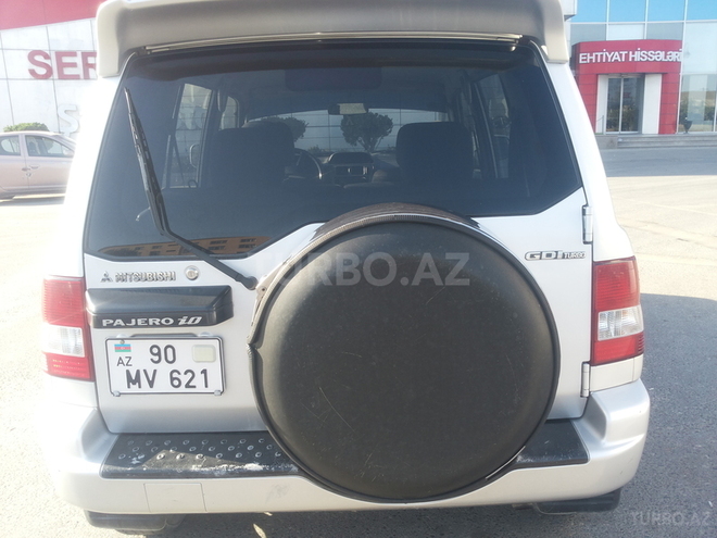 Mitsubishi Pajero io 2000, 257,000 km - 1.8 l - Bakı