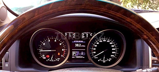 Toyota Land Cruiser 2013, 167,000 km - 4.6 l - Bakı