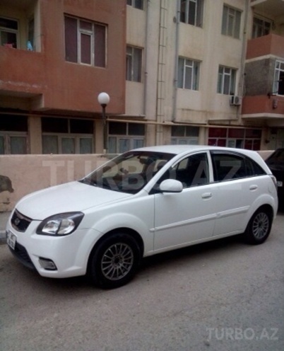 Kia Rio 2009, 330,000 km - 1.4 l - Bakı