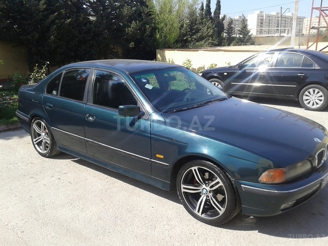 BMW 523 1996, 324,000 km - 2.5 l - Bakı