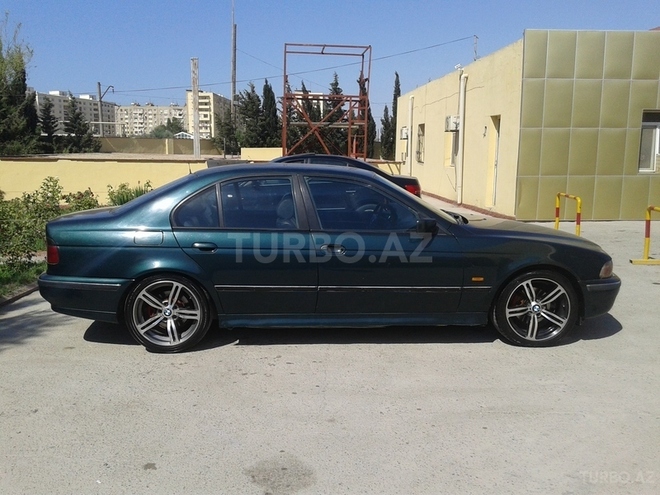 BMW 523 1996, 324,000 km - 2.5 l - Bakı