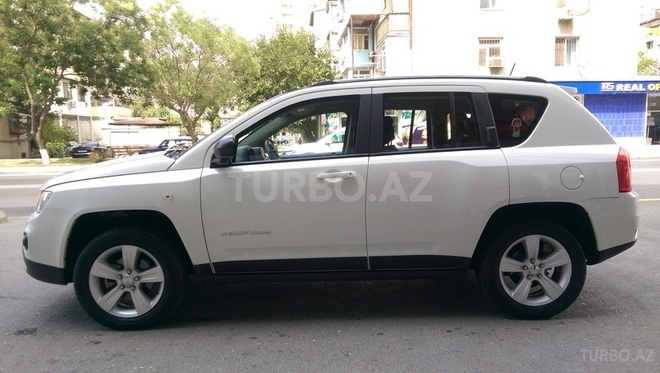 Jeep Compass 2012, 50,000 km - 2.4 l - Bakı