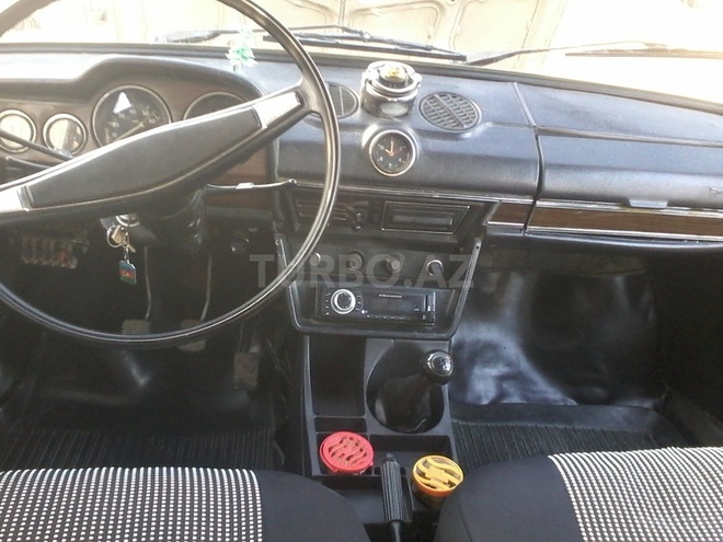LADA (VAZ) 2106 1990, 299,000 km - 1.3 l - Quba