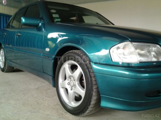 Mercedes C 200 2000, 170,000 km - 0.2 l - Tovuz
