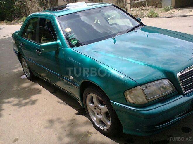 Mercedes C 200 2000, 170,000 km - 0.2 l - Tovuz