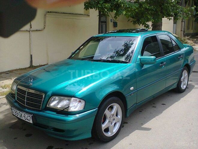 Mercedes C 200 2000, 170,000 km - 0.2 l - Tovuz