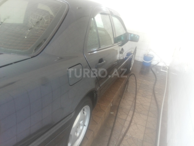 Mercedes C 200 1997, 177,455 km - 2.0 л - Bakı