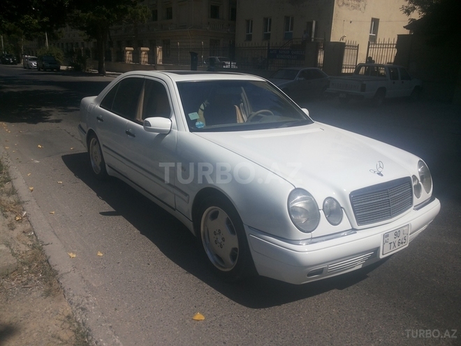 Mercedes E 240 1998, 340,000 km - 2.4 l - Bakı
