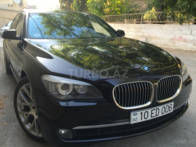 BMW 750 2010, 114,000 km - 4.4 l - Bakı