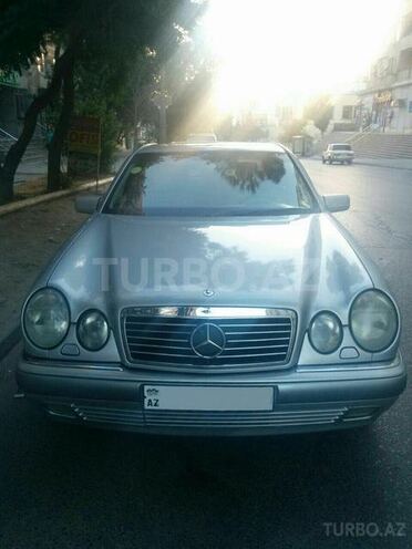 Mercedes E 240 1998, 191,500 km - 2.4 l - Bakı