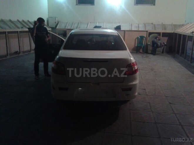 Iran Khodro Runna 2013, 102,300 km - 1.6 l - Bakı