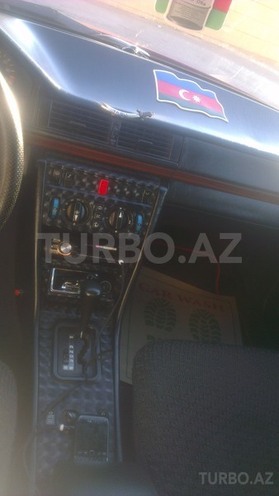 Mercedes E 280 1992, 270,000 km - 2.8 l - Bakı
