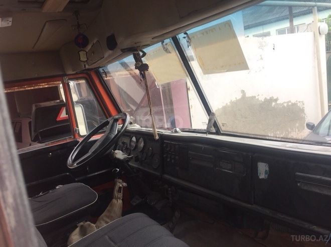 KamAz 55111 1986, 300,000 km - 11.0 l - Bakı