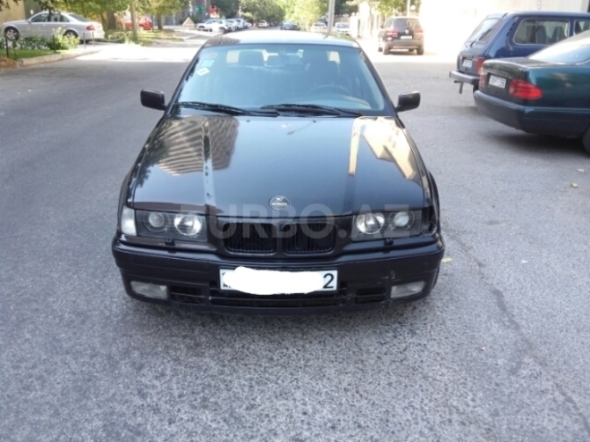 BMW 320 1992, 389,000 km - 2.0 л - Bakı