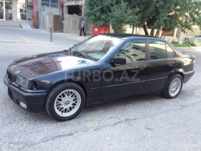 BMW 320 1992, 389,000 km - 2.0 л - Bakı