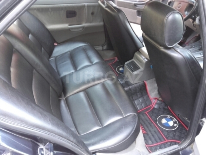 BMW 320 1992, 389,000 km - 2.0 л - Bakı