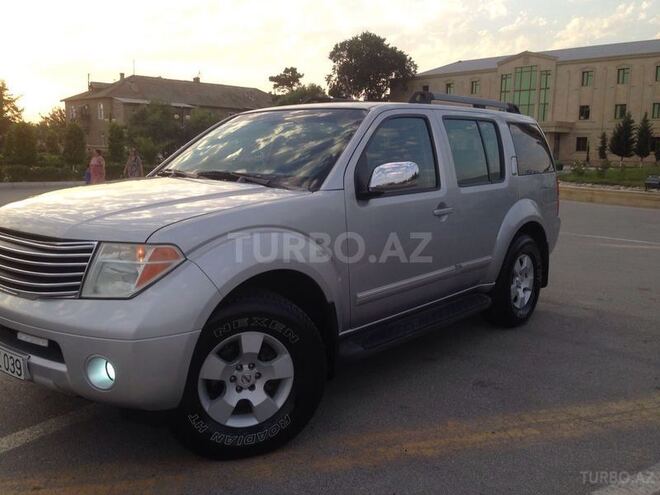 Nissan Pathfinder 2006, 140,000 km - 4.0 l - Sumqayıt