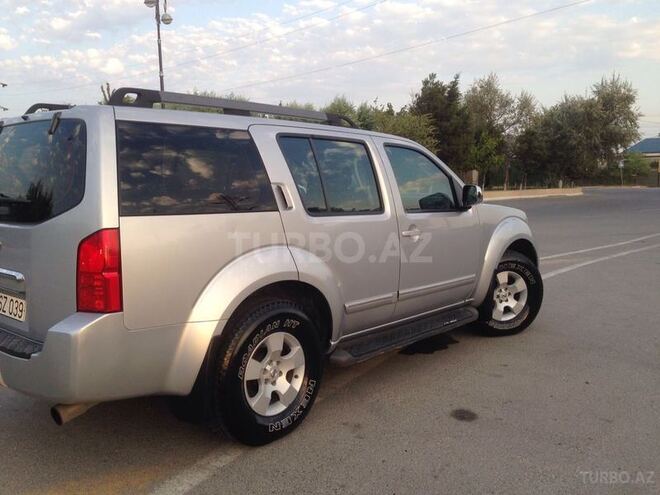 Nissan Pathfinder 2006, 140,000 km - 4.0 l - Sumqayıt