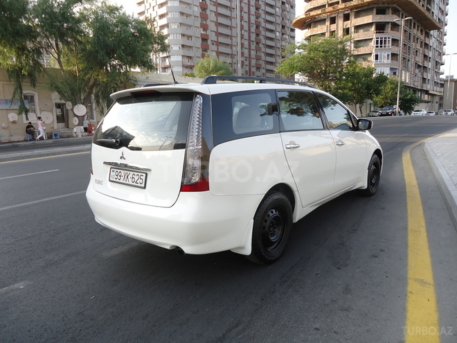 Mitsubishi Grandis 2006, 187,647 km - 2.4 l - Bakı