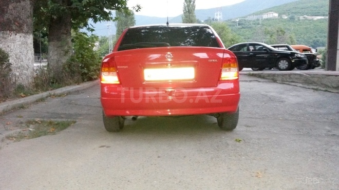 Opel Astra 1998, 295,000 km - 1.8 л - Şəki