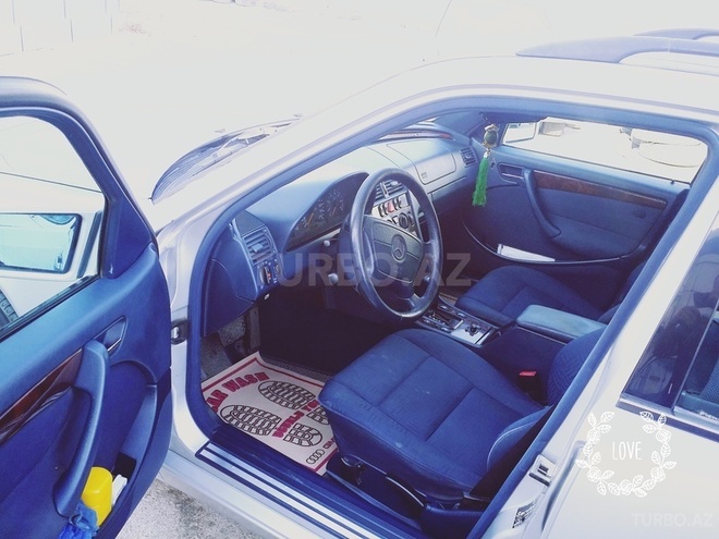 Mercedes C 180 2000, 240,500 km - 1.8 l - Bakı