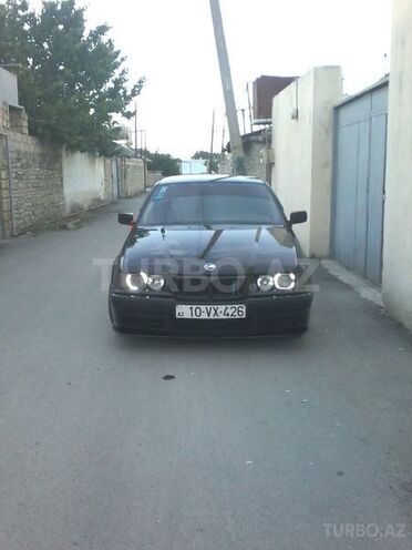 BMW 318 1993, 285,000 km - 1.8 л - Göyçay