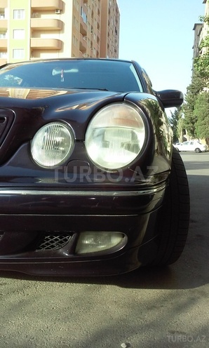 Mercedes E 270 2000, 270,999 km - 2.7 l - Bakı