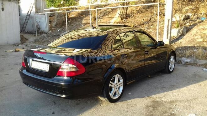 Mercedes E 220 2006, 190,000 km - 2.2 l - Bakı