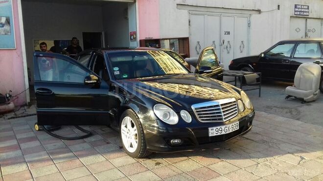 Mercedes E 220 2006, 190,000 km - 2.2 l - Bakı