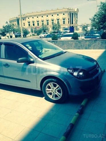 Opel Astra 2004, 200 km - 1.8 л - Bakı