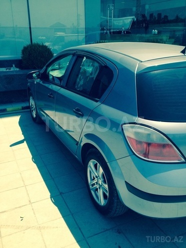 Opel Astra 2004, 200 km - 1.8 л - Bakı