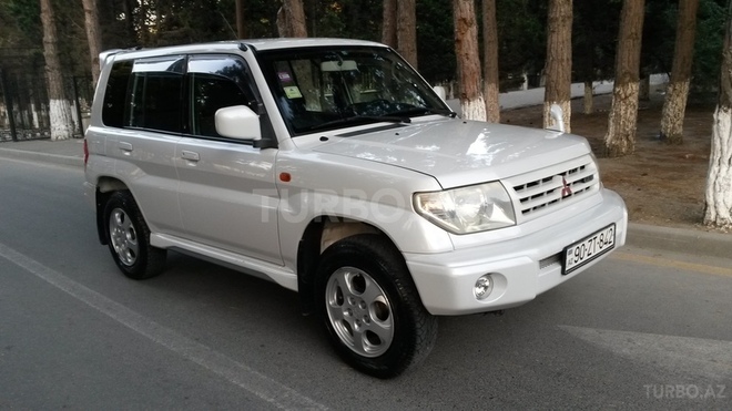 Mitsubishi Pajero io 2000, 250,000 km - 2.0 l - Bakı