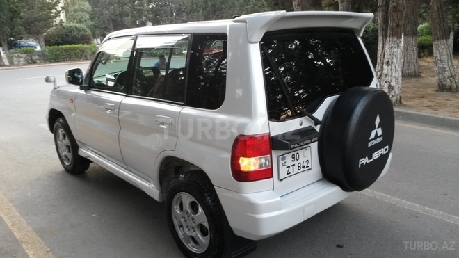 Mitsubishi Pajero io 2000, 250,000 km - 2.0 l - Bakı
